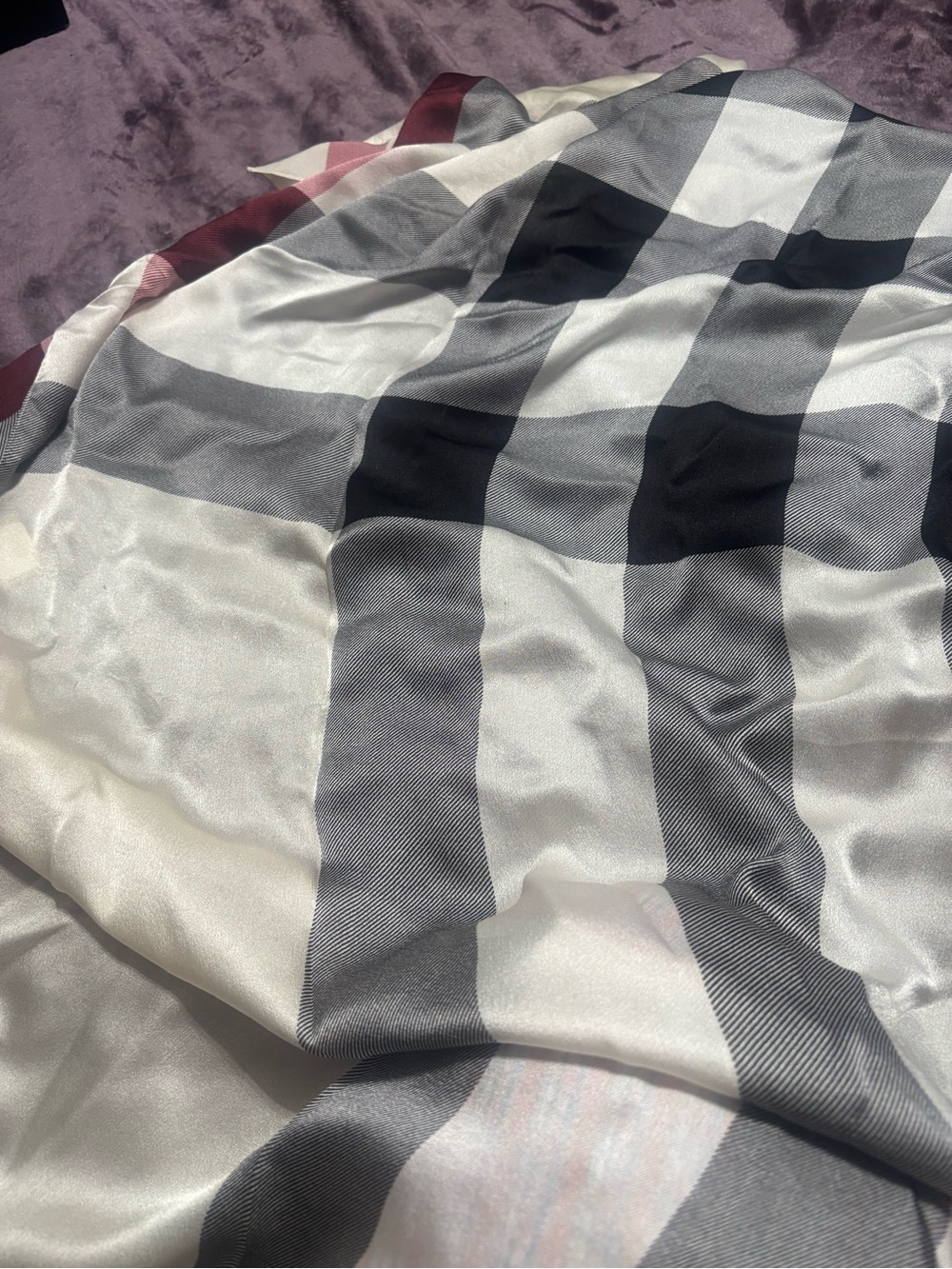 Plush Satin Plaid Scarf in Gray and White